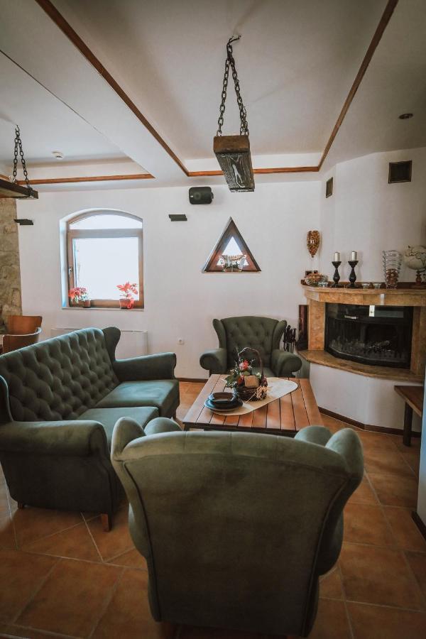 Lazar Winery Tourism B&B Rosoman Екстер'єр фото
