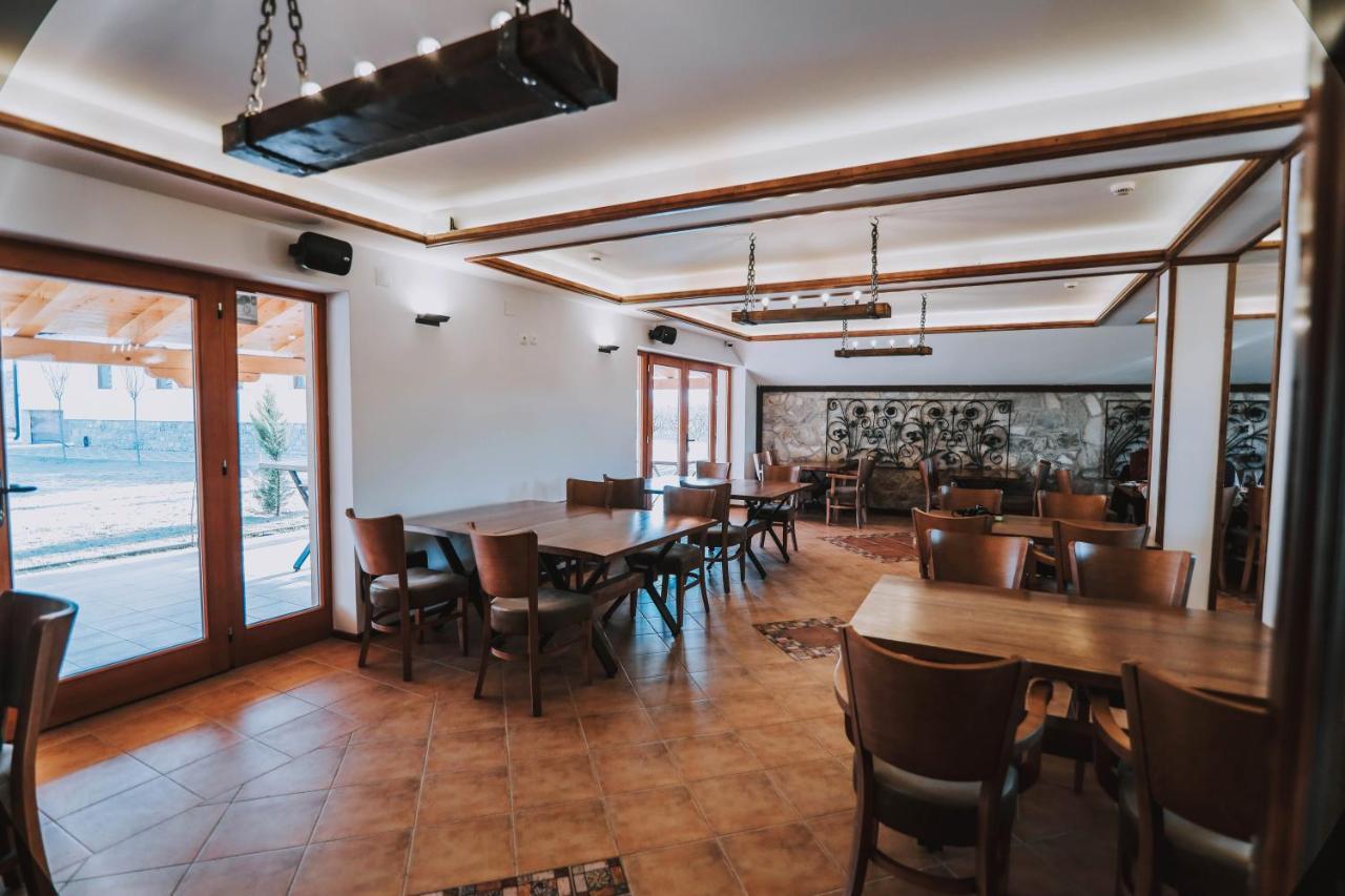 Lazar Winery Tourism B&B Rosoman Екстер'єр фото