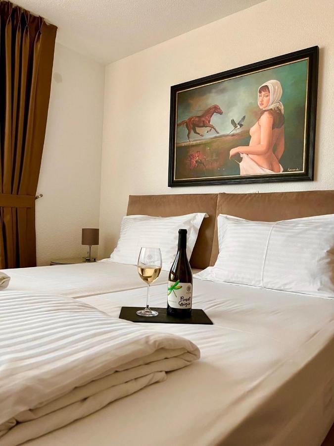 Lazar Winery Tourism B&B Rosoman Екстер'єр фото